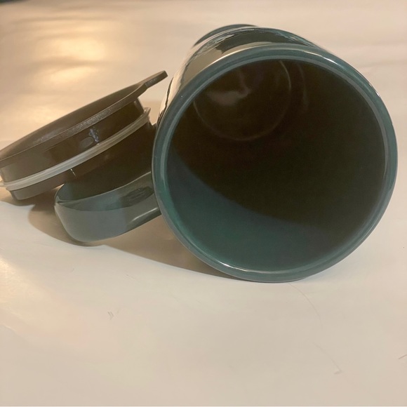 *SOLD* Disney's Haunted Mansion Travel Mug - Picture 5 of 5